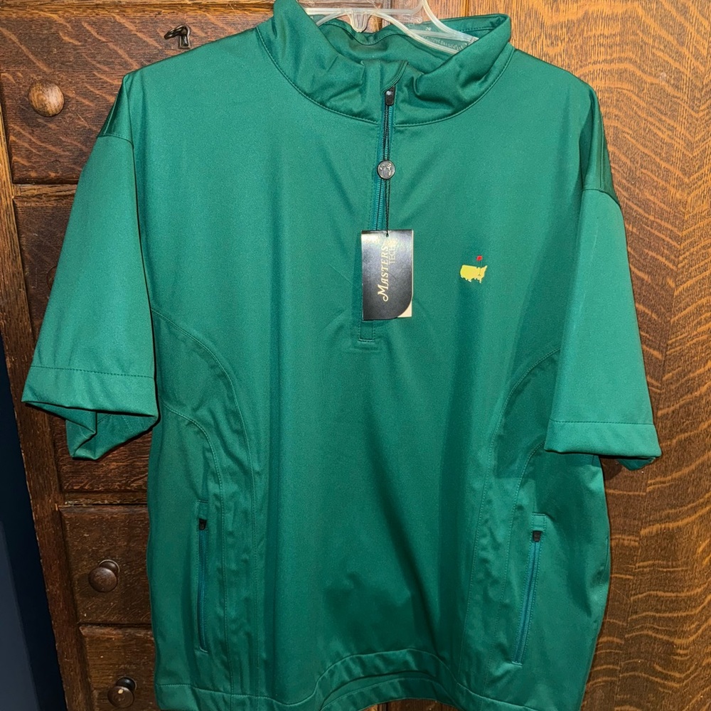 Master’s Tech NWT Men’s Medium